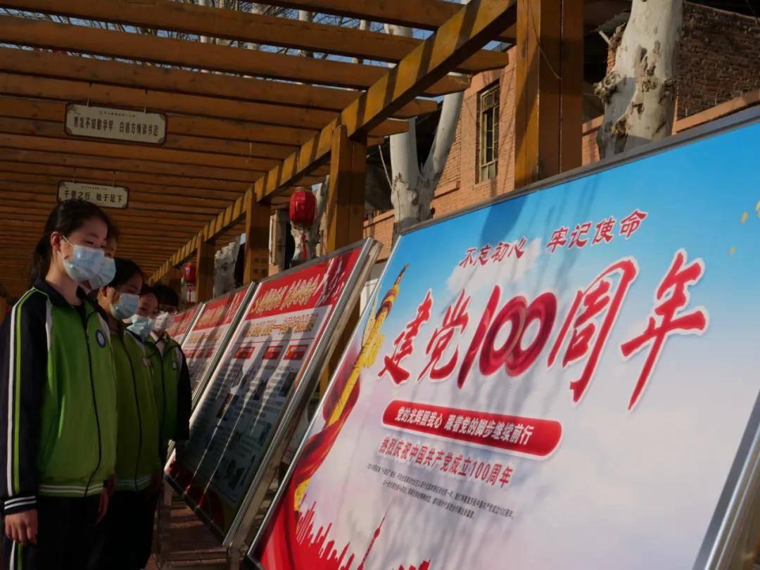 “年画进万家·幸福中国年”2024年春节系列活动在山东潍坊启动